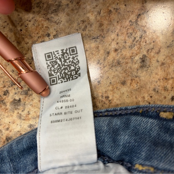 True Religion Starr Mid Rise Cropped Straight Bite Out Women's Jeans Size 28 - Picture 8 of 14